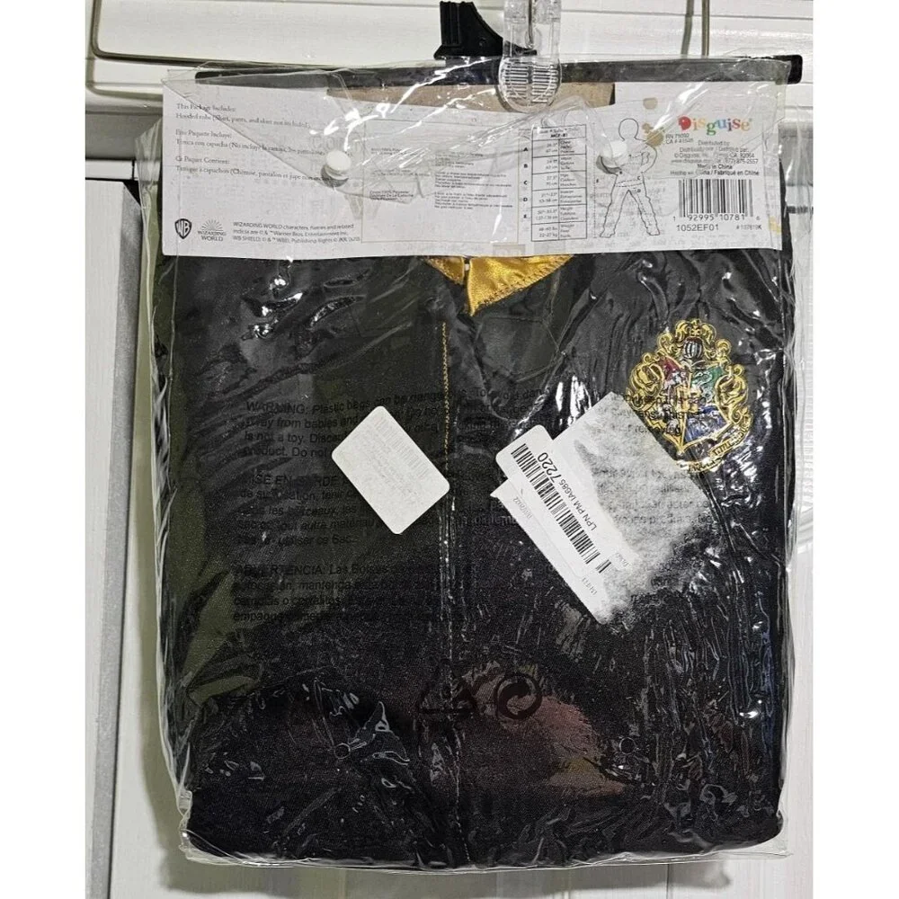 Harry Potter Hogwarts Kids Costume 7-8 Robe House Crests Hufflepuff Disguise